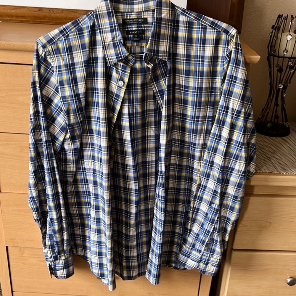 Men’s dress shirt